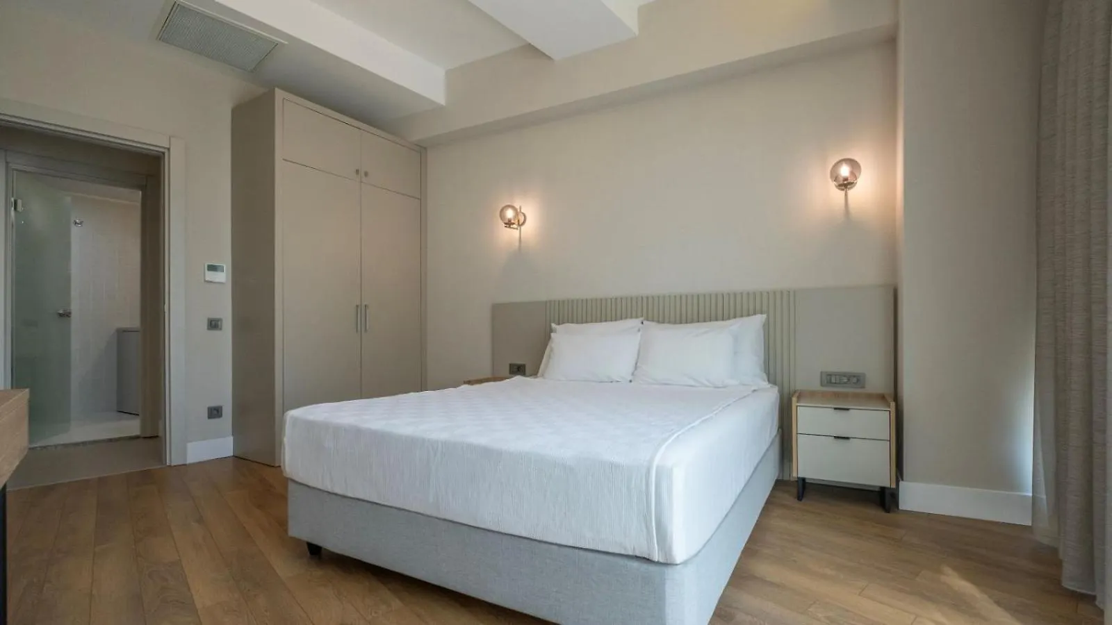 Sirius Town Residence And Spa 안탈리아 0*,